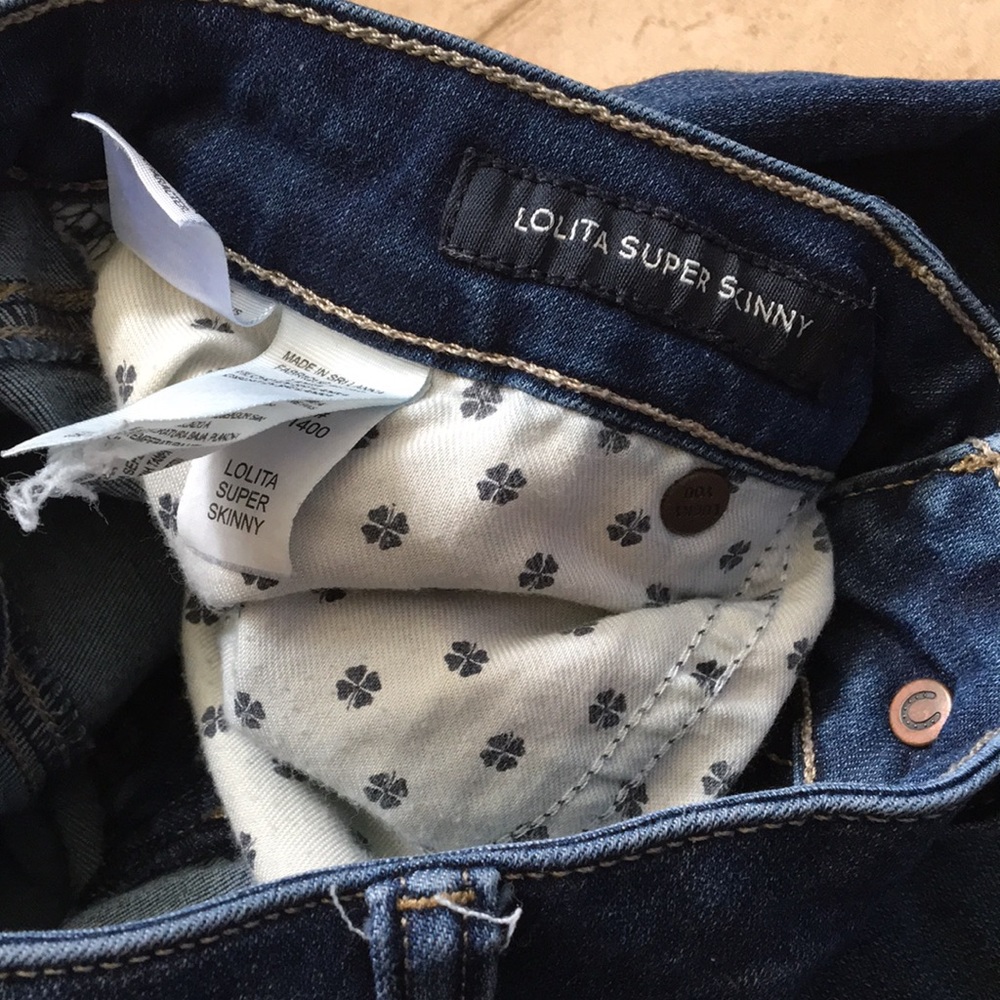 Lucky brand ripped bottom jeans - Picture 6 of 12